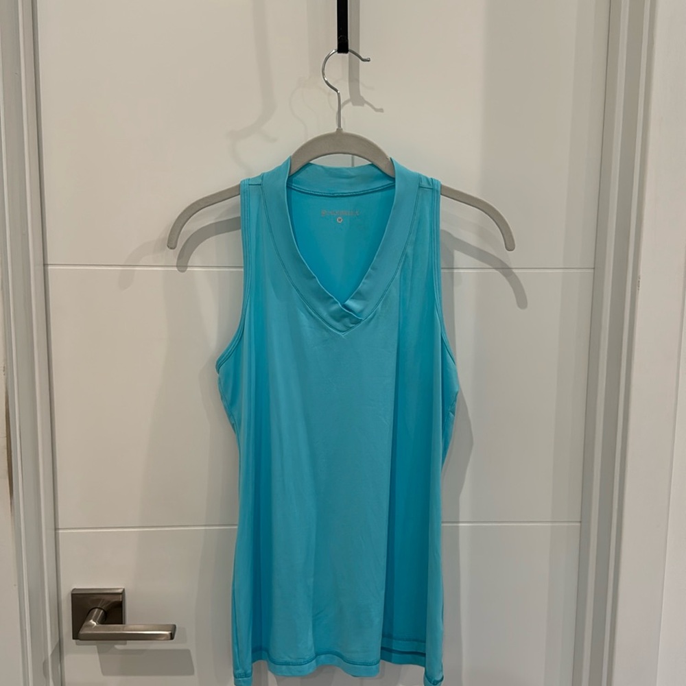 Sofibella turquoise v neck tank, never worn, like new condition, size M